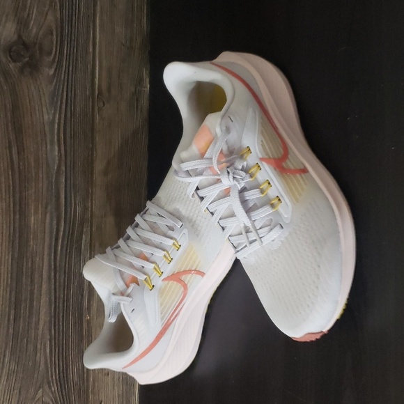 Nike Shoes - New Nike Air Zoom Pegasus 39 Grey Pink Running Sneakers
